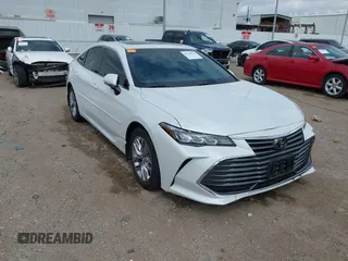2019 Toyota Avalon XLE z VIN 4T1BZ1FB6KU013016, wystawiony jako IAAI lot #41756021 z przebiegiem 35 444 mil mil oraz . Historia ofert i sprzedaży dostępna na DreamBid. Obrazek 1.