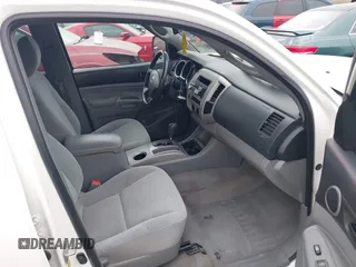 2011 Toyota Tacoma with VIN 3TMLU4EN8BM060346, listed as a IAAI auction lot 41876862 with 182,654 mi miles. Bid and sale history available at carsss.com. Image 5.