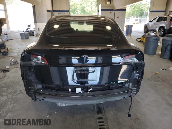 2023 Tesla Model 3 z VIN 5YJ3E1EA1PF466005, wystawiony jako Copart lot #60962125 z przebiegiem 47 239 mil mil oraz Szkoda całkowita • Salvage title. Historia ofert i sprzedaży dostępna na DreamBid. Obrazek 6.