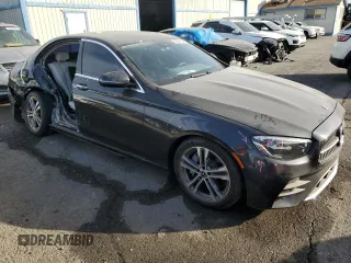 2021 Mercedes-Benz E-Class E 350 with VIN W1KZF8DBXMA907330, listed as a Copart auction lot 82926994 with 46,808 mi miles and Salvage Title. Bid and sale history available at carsss.com. Image 4.