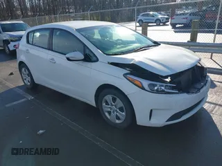 2018 Kia Forte5 LX with VIN KNAFK5A87J5772972, listed as a IAAI auction lot 41212982 with 64,460 mi miles. Bid and sale history available at carsss.com. Image 1.