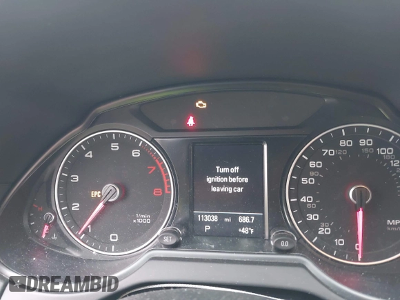 2015 Audi Q5 Premium Plus with VIN WA1LFAFP2FA116626, listed as a IAAI auction lot 42037581 with 113,038 mi miles. Bid and sale history available at carsss.com. Image 7.