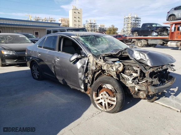 2007 Volkswagen Jetta Sedan Wolfsburg Edition with VIN 3VWEF71K77M174469, listed as a Copart auction lot 71255324 with 232,958 mi miles and Salvage Title. Bid and sale history available at carsss.com. Image 4.