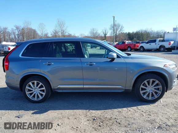 2016 Volvo XC90 T6 Inscription with VIN YV4A22PL4G1059807, listed as a IAAI auction lot 41863367 with 80,582 mi miles. Bid and sale history available at carsss.com. Image 13.
