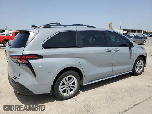 2022 Toyota Sienna XLE Woodland Edition with VIN 5TDASKFC4NS043062, listed as a Copart auction lot 65585174 with 26,077 mi miles and Clean Title. Bid and sale history available at carsss.com. Image 3.