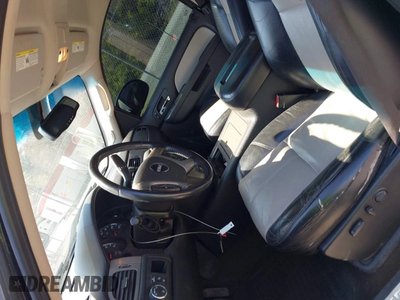2010 GMC Sierra 1500 SLT with VIN 3GTRCWE09AG122055, listed as a IAAI auction lot 42064233 with 266,560 mi miles and . Bid and sale history available at DreamBid. Image 5.