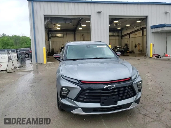 2023 Chevrolet Blazer LT z VIN 3GNKBJRS6PS233551, wystawiony jako Copart lot #58197955 z przebiegiem 9 752 mil mil oraz Szkoda całkowita • Salvage title. Historia ofert i sprzedaży dostępna na DreamBid. Obrazek 14.