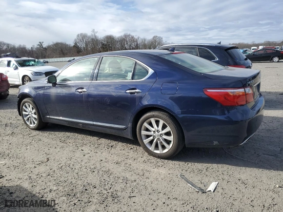 2010 Lexus LS 460 with VIN JTHCL5EF4A5007373, listed as a Copart auction lot 86903004 with NaN miles and Clean Title. Bid and sale history available at carsss.com. Image 2.