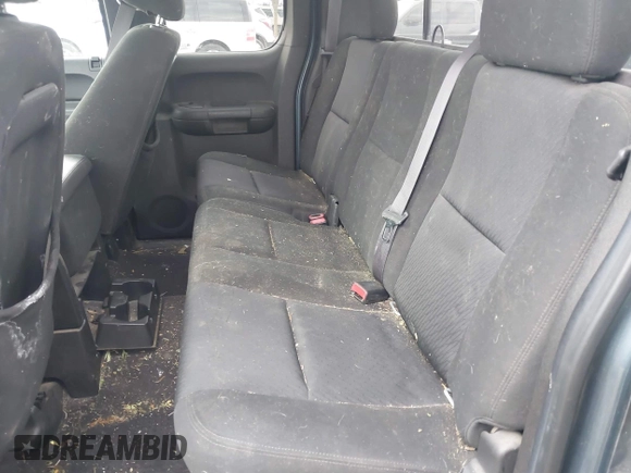 2010 Chevrolet Silverado 1500 LT with VIN 1GCSCSE09AZ206340, listed as a IAAI auction lot 41821309 with 190,720 mi miles and . Bid and sale history available at DreamBid. Image 8.