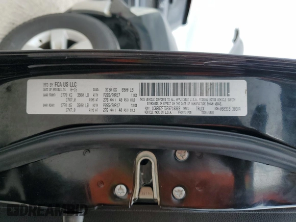 2015 Ram 1500 Tradesman z VIN 1C6RR7FT5FS719322, wystawiony jako Copart lot #52606965 z przebiegiem 148 354 mil mil oraz Szkoda całkowita • Salvage title. Historia ofert i sprzedaży dostępna na DreamBid. Obrazek 12.