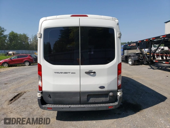 2015 Ford Transit XL с VIN 1FDZX2CM0FKA27687, выставлен на аукционе Copart как лот 62647305 с пробегом 71 613 миль миль и Чистый • Clean title. История ставок и продаж доступна на DreamBid. Изображение 6.