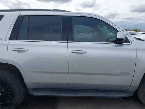2018 Chevrolet Tahoe LT with VIN 1GNSCBKC2JR115318, listed as a IAAI auction lot 41809253 with 107,217 mi miles. Bid and sale history available at carsss.com. Image 13.