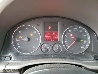 2006 Volkswagen Jetta Sedan 1.9L TDI with VIN 3VWST71K86M840877, listed as a Copart auction lot 48378275 with 299,393 mi miles and Salvage Title. Bid and sale history available at carsss.com. Image 9.