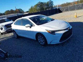 2021 Toyota Corolla LE with VIN JTDEPMAE9MJ118938, listed as a IAAI auction lot 41152722 with 107,911 mi miles. Bid and sale history available at carsss.com. Image 1.