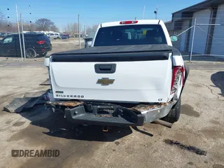 2011 Chevrolet Silverado 1500 LT with VIN 3GCPKSE37BG376443, listed as a IAAI auction lot 41972500 with 160,391 mi miles. Bid and sale history available at carsss.com. Image 16.