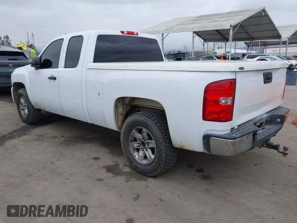 2011 Chevrolet Silverado 1500 LT with VIN 1GCRCSEA5BZ285501, listed as a IAAI auction lot 42194927 with 249,640 mi miles and . Bid and sale history available at DreamBid. Image 3.