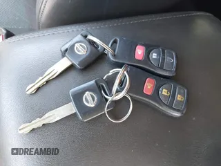 2007 Nissan Pathfinder SE z VIN 5N1AR18W27C613623, wystawiony jako IAAI lot #42272592 z przebiegiem 226 394 mil mil oraz . Historia ofert i sprzedaży dostępna na DreamBid. Obrazek 11.