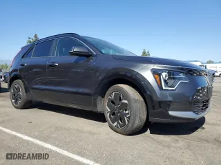 2023 Kia Niro EV Wind with VIN KNDCR3L12P5033815, listed as a Copart auction lot 68583644 with 41,453 mi miles and Salvage Title. Bid and sale history available at carsss.com. Image 4.