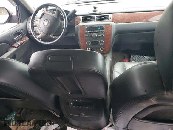 2013 Chevrolet Suburban LT with VIN 1GNSKJE71DR284486, listed as a Copart auction lot 72684014 with 223,855 mi miles and Salvage Title. Bid and sale history available at carsss.com. Image 8.