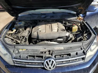 2012 Volkswagen Touareg Sport z VIN WVGFK9BP9CD000509, wystawiony jako Copart lot #48507095 z przebiegiem 164 283 mil mil oraz Szkoda całkowita • Salvage title. Historia ofert i sprzedaży dostępna na DreamBid. Obrazek 12.