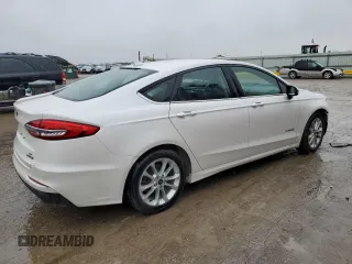 2019 Ford Fusion Hybrid SE with VIN 3FA6P0LU4KR157950, listed as a Copart auction lot 38016003 with 0 mi miles. Bid and sale history available at carsss.com. Image 3.