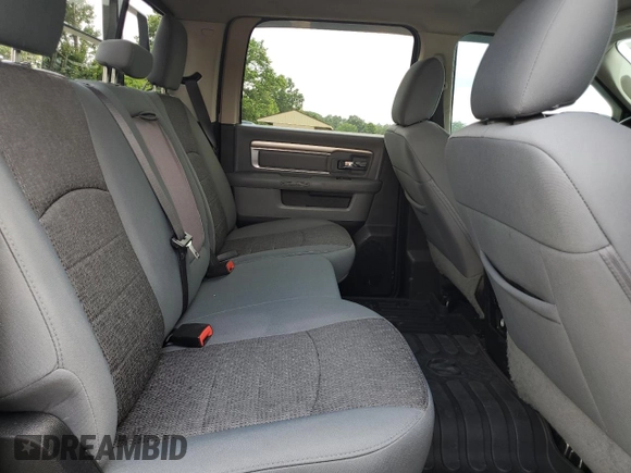 2017 Ram 2500 SLT z VIN 3C6UR5JL4HG721238, wystawiony jako Copart lot #62029205 z przebiegiem 100 187 mil mil oraz Szkoda całkowita • Salvage title. Historia ofert i sprzedaży dostępna na DreamBid. Obrazek 10.