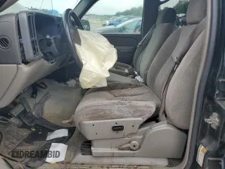 2004 Chevrolet Tahoe LS z VIN 1GNEC13V04R319403, wystawiony jako Copart lot #60996875 z przebiegiem 266 466 mil mil oraz Szkoda całkowita • Salvage title. Historia ofert i sprzedaży dostępna na DreamBid. Obrazek 7.