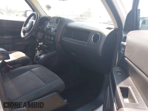2016 Jeep Patriot Sport SE with VIN 1C4NJPBA2GD502240, listed as a IAAI auction lot 42093174 with 103,725 mi miles and . Bid and sale history available at carsss.com. Image 5.