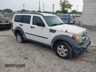 2007 Dodge Nitro SXT with VIN 1D8GT28K27W551689, listed as a IAAI auction lot 41914488 with 194,443 mi miles. Bid and sale history available at carsss.com. Image 1.
