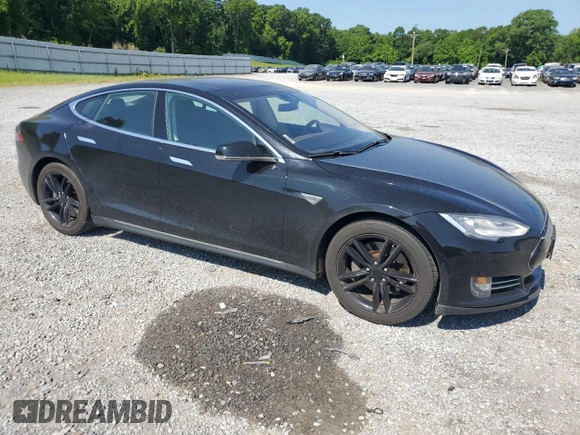 2016 Tesla Model S 70 with VIN 5YJSA1E17GF123934, listed as a Copart auction lot 55202865 with 132,027 mi miles and Salvage title. Bid and sale history available at DreamBid. Image 4.