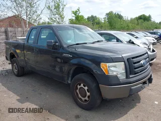 2011 Ford F-150 XL with VIN 1FTFX1EF7BFA67767, listed as a IAAI auction lot 42399898 with 255,994 mi miles and . Bid and sale history available at DreamBid. Image 1.