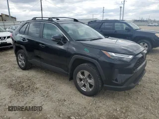 2022 Toyota RAV4 XLE with VIN 2T3P1RFV6NC276870, listed as a Copart auction lot 50611735 with 52,614 mi miles and Salvage Title. Bid and sale history available at carsss.com. Image 4.