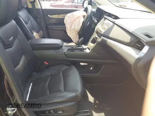 2018 Cadillac XT5 Luxury AWD z VIN 1GYKNDRS0JZ139185, wystawiony jako IAAI lot #42551426 z przebiegiem 109 699 mil mil oraz . Historia ofert i sprzedaży dostępna na DreamBid. Obrazek 5.