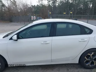 2020 Kia Forte LXS with VIN 3KPF24AD8LE150558, listed as a IAAI auction lot 41389156 with 141,682 mi miles. Bid and sale history available at carsss.com. Image 14.