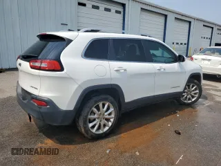 2017 Jeep Cherokee Limited with VIN 1C4PJLDB1HW517907, listed as a Copart auction lot 62121185 with 219,757 mi miles and Salvage title. Bid and sale history available at DreamBid. Image 3.