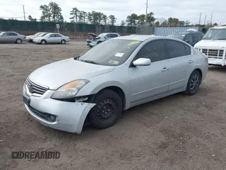 2009 Nissan Altima 2.5 with VIN 1N4AL21EX9N510198, listed as a IAAI auction lot 41808597 with 999,999 mi miles. Bid and sale history available at carsss.com. Image 2.