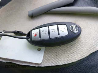 2019 Nissan Pathfinder SV z VIN 5N1DR2MN2KC595357, wystawiony jako IAAI lot #42285053 z przebiegiem 131 129 mil mil oraz . Historia ofert i sprzedaży dostępna na DreamBid. Obrazek 11.