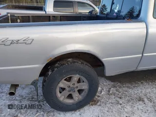 2006 Ford Ranger XL with VIN 1FTZR15E46PA63819, listed as a IAAI auction lot 41331923 with 179,684 mi miles. Bid and sale history available at carsss.com. Image 6.