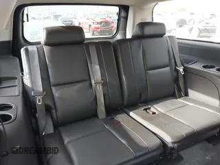 2009 Chevrolet Suburban LTZ with VIN 1GNFK36389J124653, listed as a IAAI auction lot 41935393 with 117,144 mi miles. Bid and sale history available at carsss.com. Image 19.