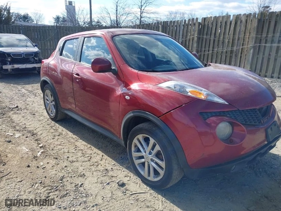 2012 Nissan Juke SV with VIN JN8AF5MV8CT123557, listed as a IAAI auction lot 41622261 with 130,220 mi miles. Bid and sale history available at carsss.com. Image 1.
