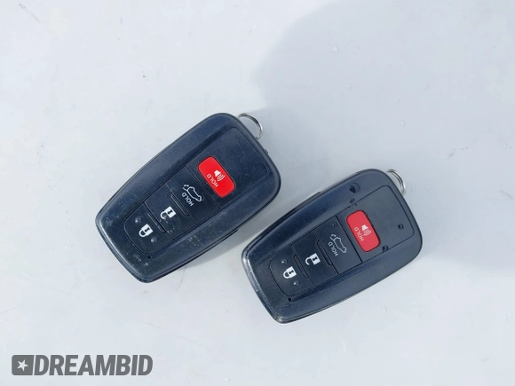 2020 Toyota RAV4 Hybrid XLE z VIN 2T3RWRFV3LW064403, wystawiony jako IAAI lot #42297370 z przebiegiem 102 730 mil mil oraz . Historia ofert i sprzedaży dostępna na DreamBid. Obrazek 11.