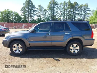 2007 Toyota 4Runner SR5 with VIN JTEZU14R978086300, listed as a IAAI auction lot 42090552 with 175,775 mi miles. Bid and sale history available at carsss.com. Image 14.