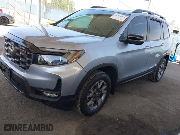 2023 Honda Passport TrailSport with VIN 5FNYF8H61PB028829, listed as a IAAI auction lot 41968490 with 20,090 mi miles. Bid and sale history available at carsss.com. Image 17.