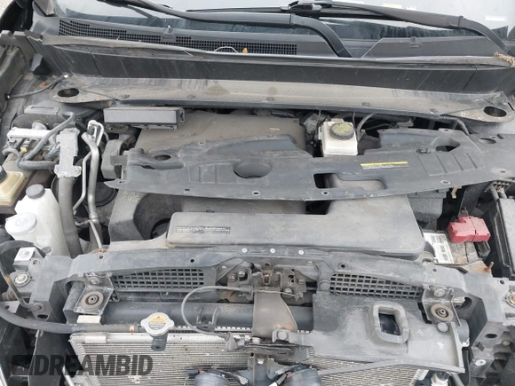 2014 Nissan Pathfinder SL with VIN 5N1AR2MM5EC703470, listed as a IAAI auction lot 42075929 with 124,920 mi miles. Bid and sale history available at carsss.com. Image 10.