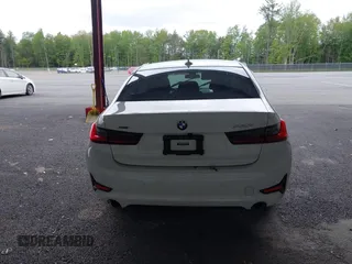 2020 BMW 3 Series 330i xDrive with VIN 3MW5R7J04L8B40479, listed as a IAAI auction lot 42303596 with 44,947 mi miles and . Bid and sale history available at DreamBid. Image 16.