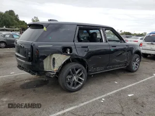 2024 Land Rover Range Rover SE z VIN SALKPBFU8RA253321, wystawiony jako Copart lot #52424685 z przebiegiem 10 418 mil mil oraz Szkoda całkowita • Salvage title. Historia ofert i sprzedaży dostępna na DreamBid. Obrazek 3.