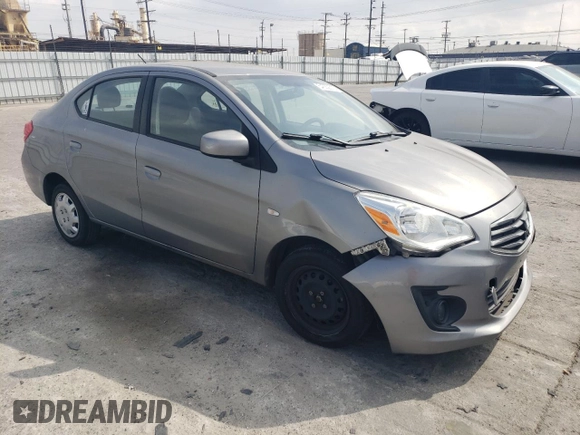 2017 Mitsubishi Mirage ES z VIN ML32F3FJ8HHF10138, wystawiony jako Copart lot #54552515 z przebiegiem 47 796 mil mil oraz Szkody całkowita. Historia ofert i sprzedaży dostępna na DreamBid. Obrazek 4.