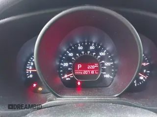 2015 Kia Soul with VIN KNDJN2A22F7792296, listed as a IAAI auction lot 41843650 with 207,181 mi miles. Bid and sale history available at carsss.com. Image 7.