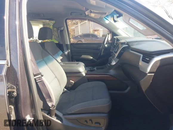 2016 GMC Yukon SLE with VIN 1GKS2AKC9GR273724, listed as a IAAI auction lot 41945761 with 141,425 mi miles. Bid and sale history available at carsss.com. Image 5.