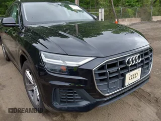 2019 Audi Q8 Premium z VIN WA1AVAF16KD019301, wystawiony jako IAAI lot #42227309 z przebiegiem 84 431 mil mil oraz . Historia ofert i sprzedaży dostępna na DreamBid. Obrazek 6.